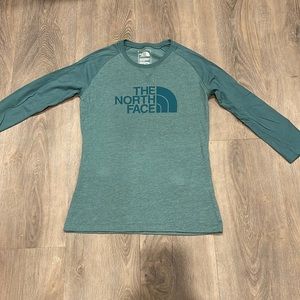North Face long sleeve tee
